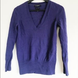 Banana Republic purple cashmere V-neck sweater